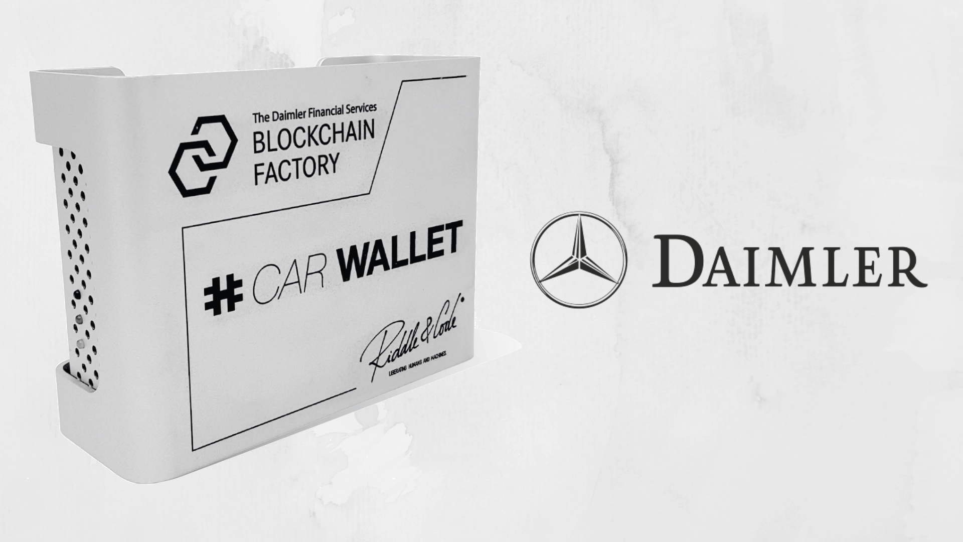 Daimler Will Produce a Crypto Hardware Wallet