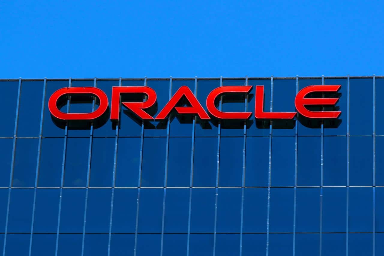 Oracle Sues Blockchain