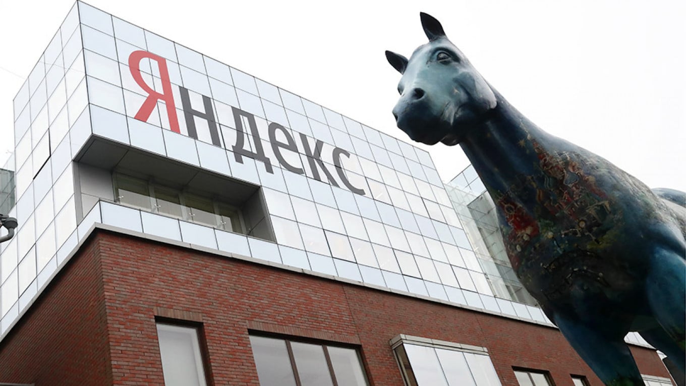 Yandex ties up with VTB bank launching an Investment Portal